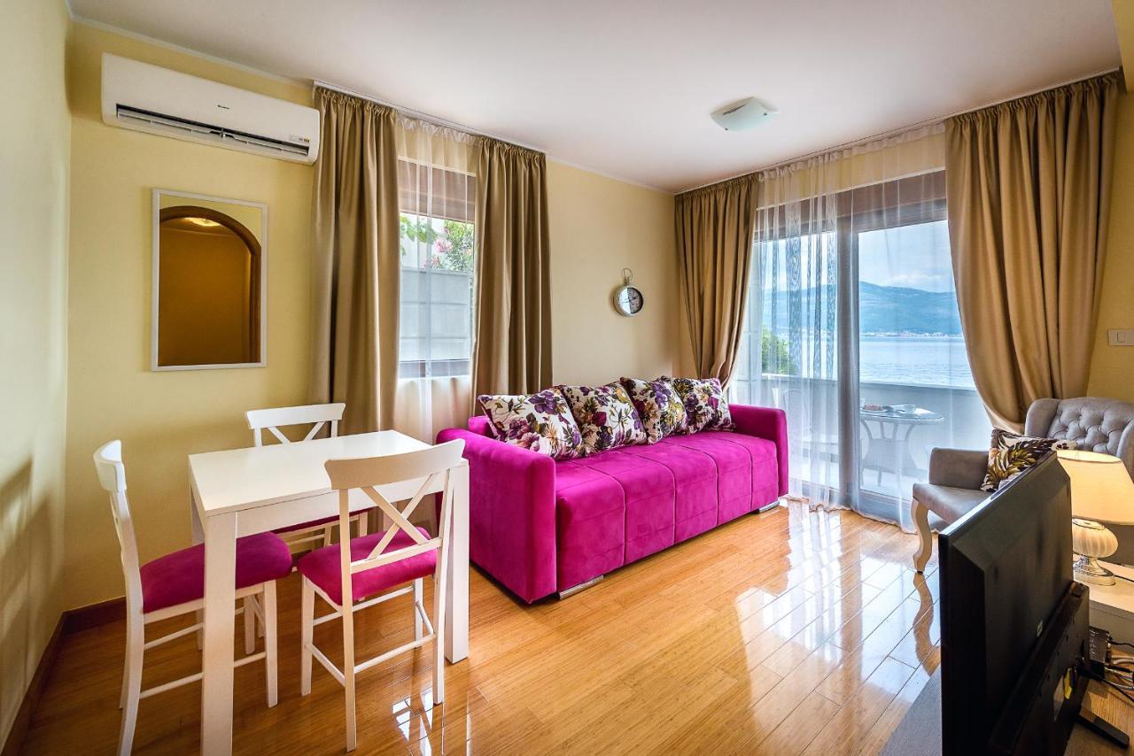 Santorini Apart Красичи Экстерьер фото